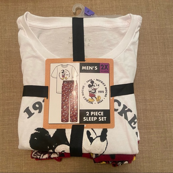 NWT Disney Men’s Old School Classic Mickey Mouse Sleepwear Set, 2-Piece - Picture 3 of 5